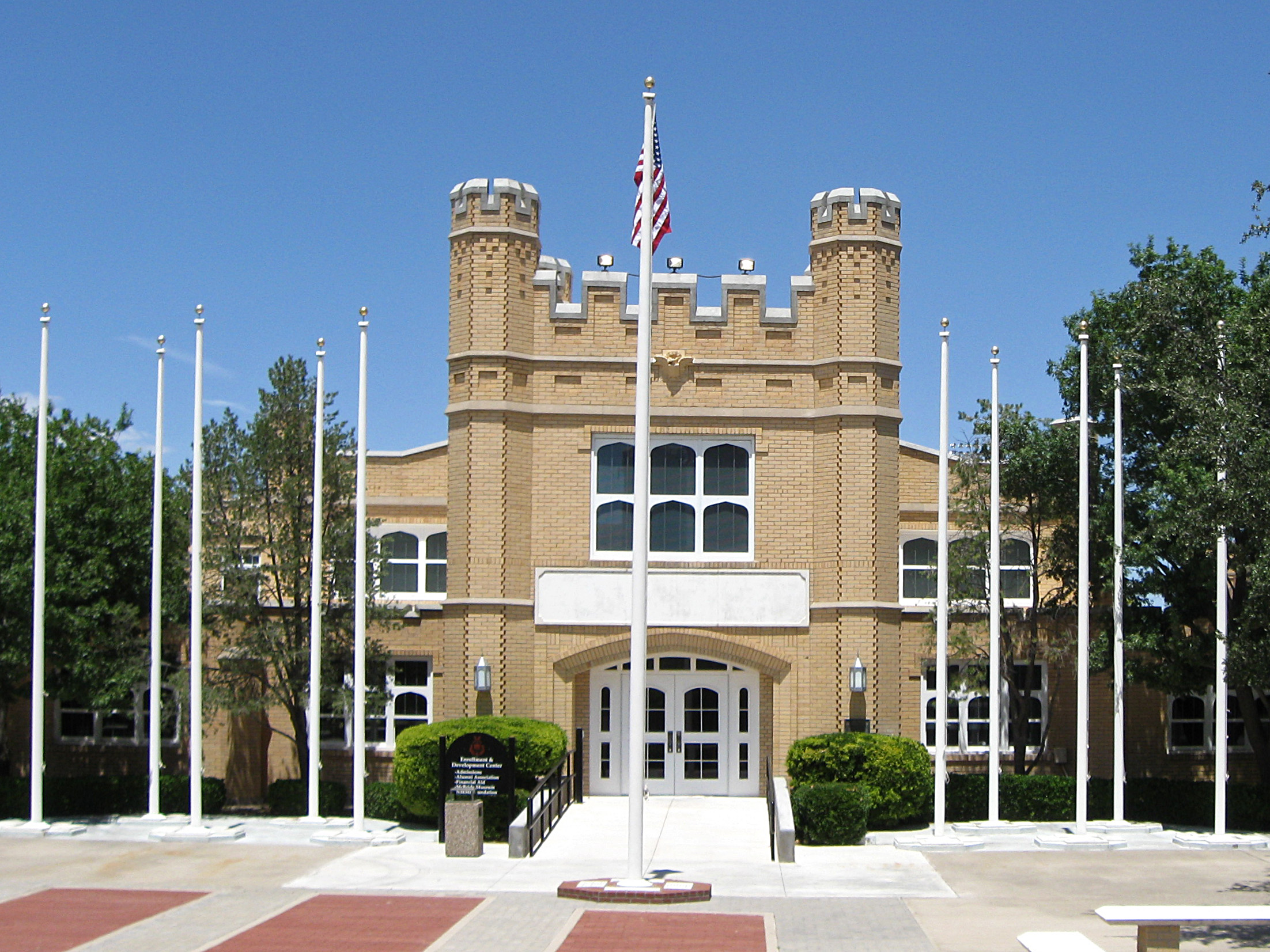 新墨西哥军事学院New Mexico Military Institute