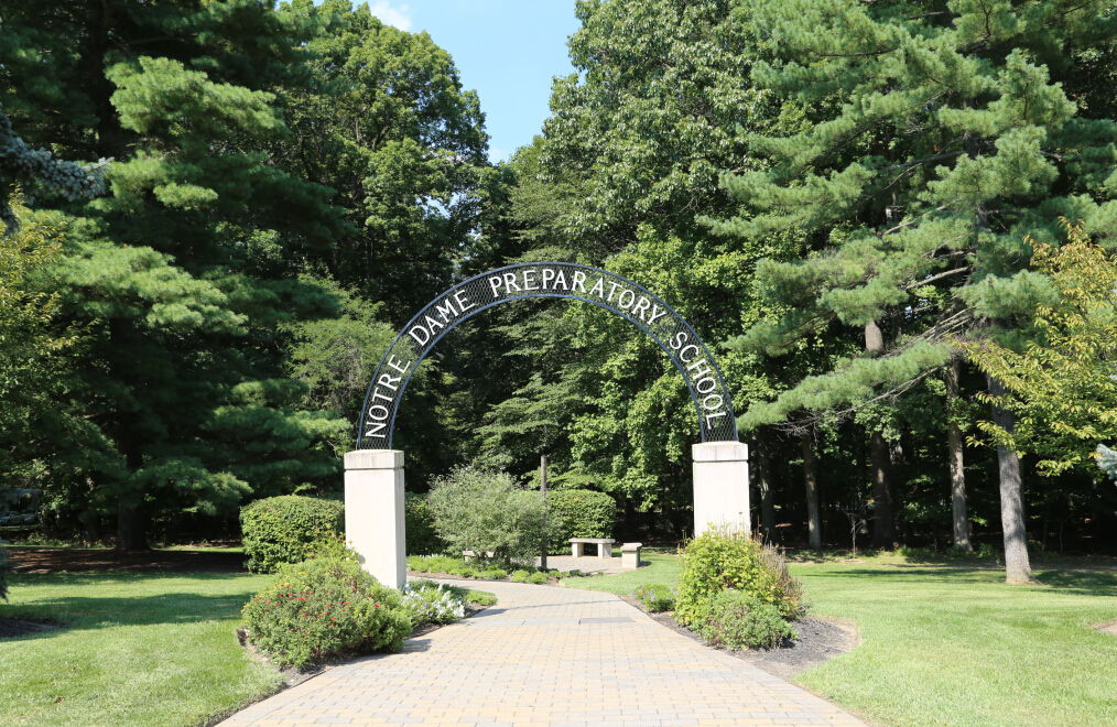 Notre Dame Preparatory School洛特丹大学预备学校